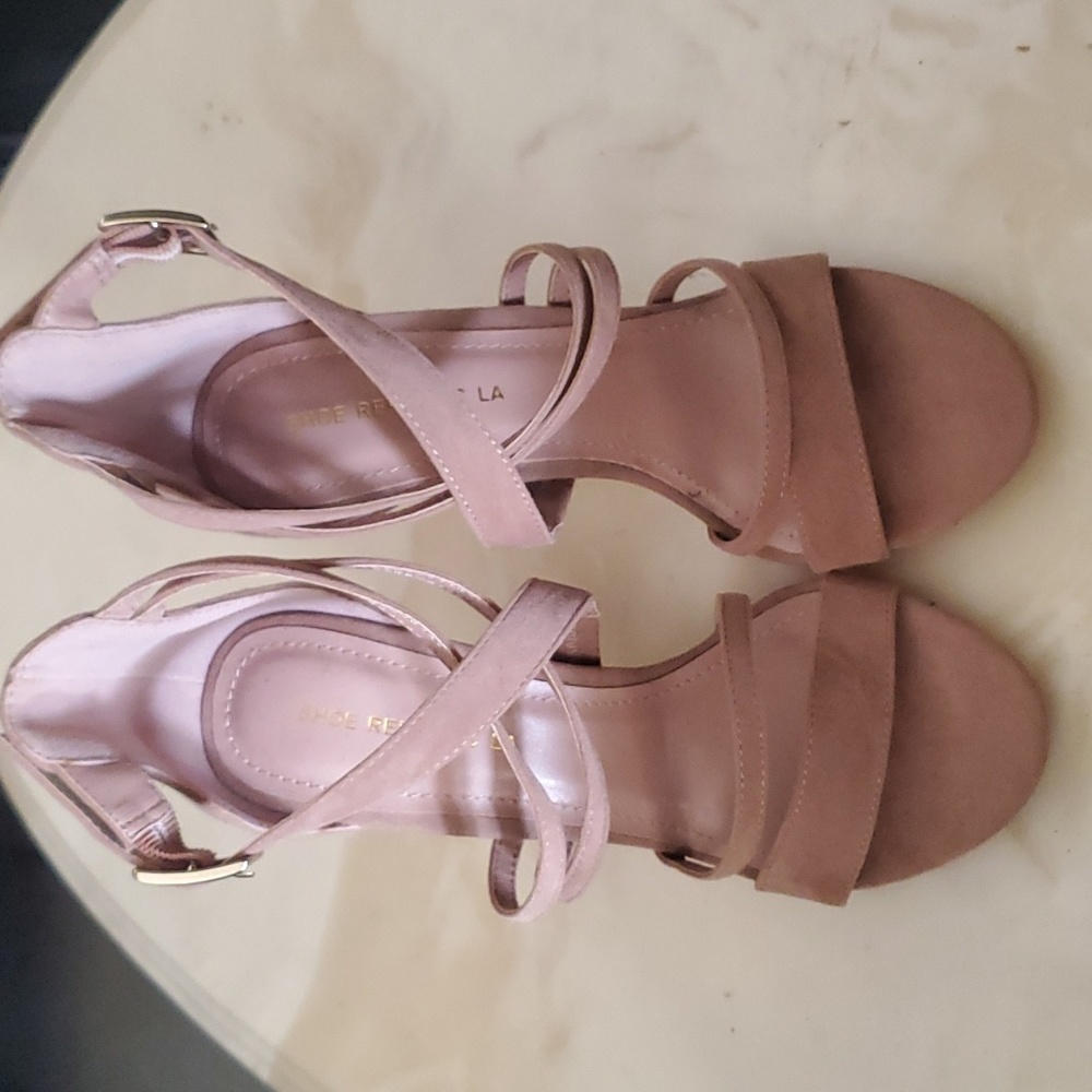 Open toe sandals